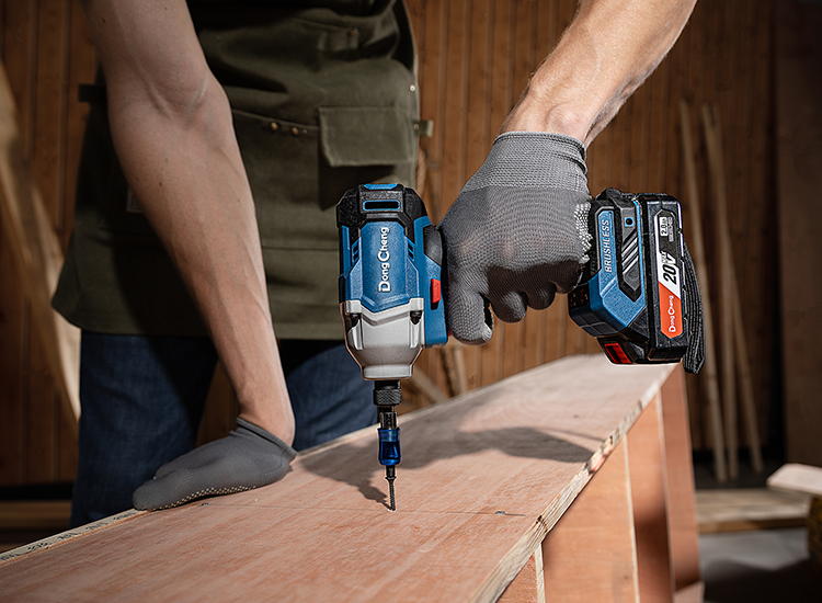 20V MAX 180N.m Brushless Cordless Impact Driver DCPL03-14